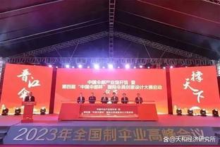 ?每获得25个赞约基奇就会飞得更高？到最后已经飞出天际！