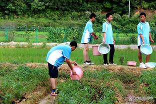 纳兹-里德谈戈贝尔交易：我可以去打4号位了 我的工作变容易了